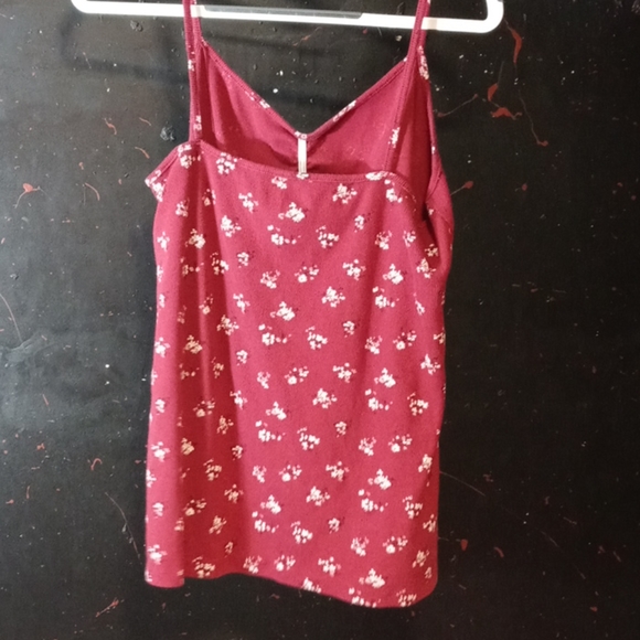 Spaghetti string tank - Picture 3 of 3